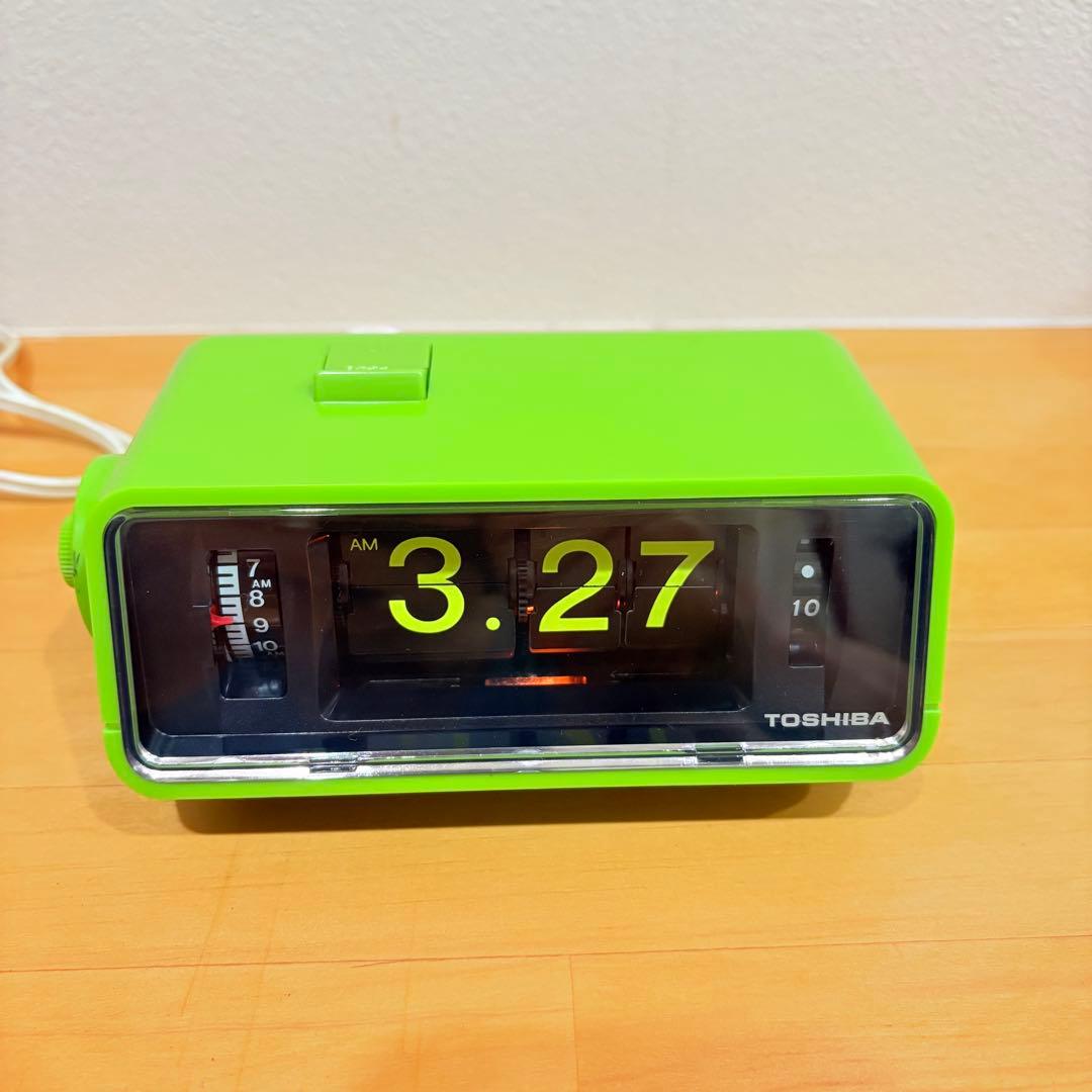 未使用　東芝　パタパタ時計　TCM-953 緑　TOSHIBA レトロ　昭和