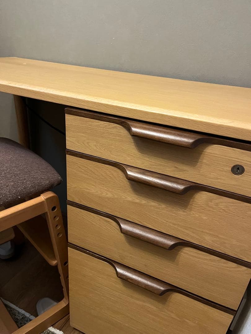 こはる　勉強机