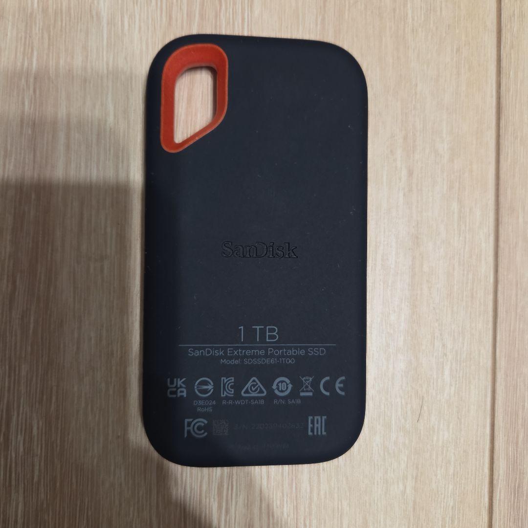美品 SanDisk Extreme Portable SSD 1TB