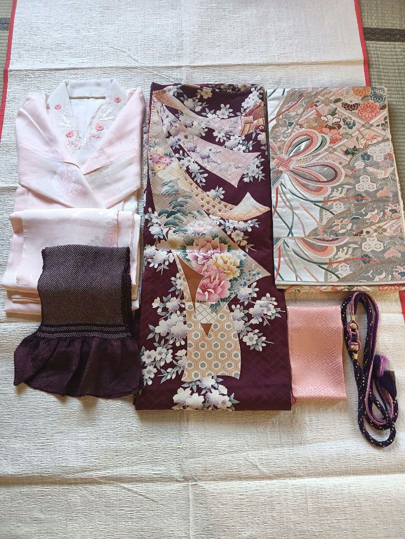 振袖フルセット　美品　パープル系　ロマンチックな古典柄　丈160　裄66.5