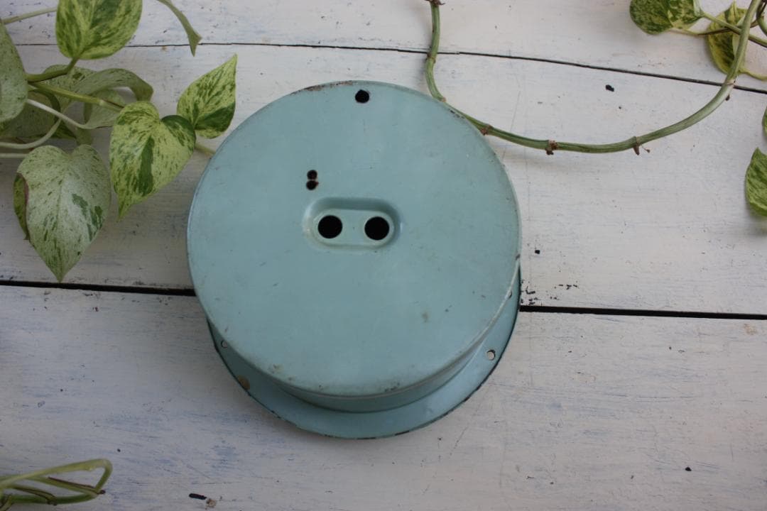 アンティーク モスグリーン 希少 丸型 時計 電池式 スイープクオーツ改造