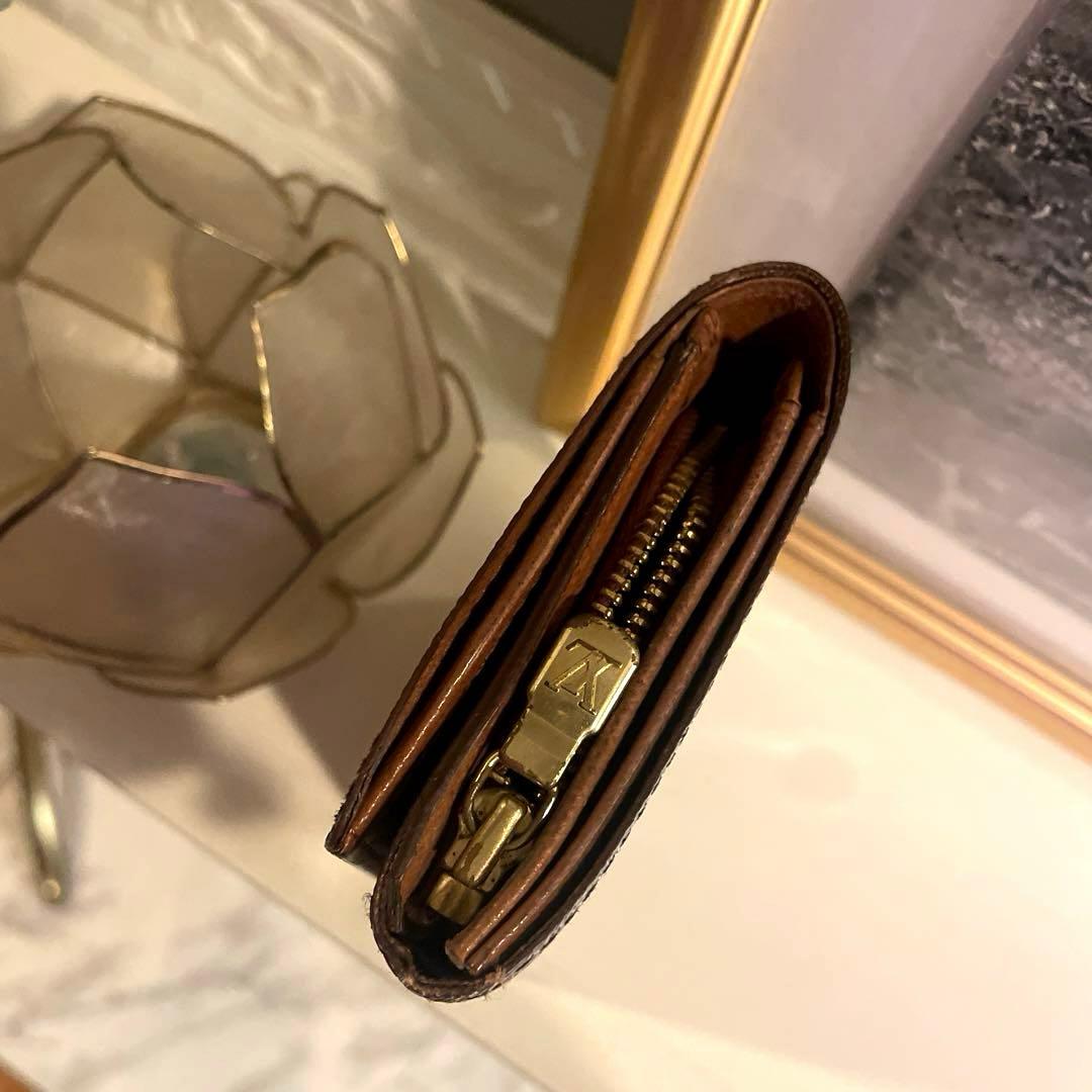 【LOUIS VUITTON】モノグラムデザイン　財布　ケース