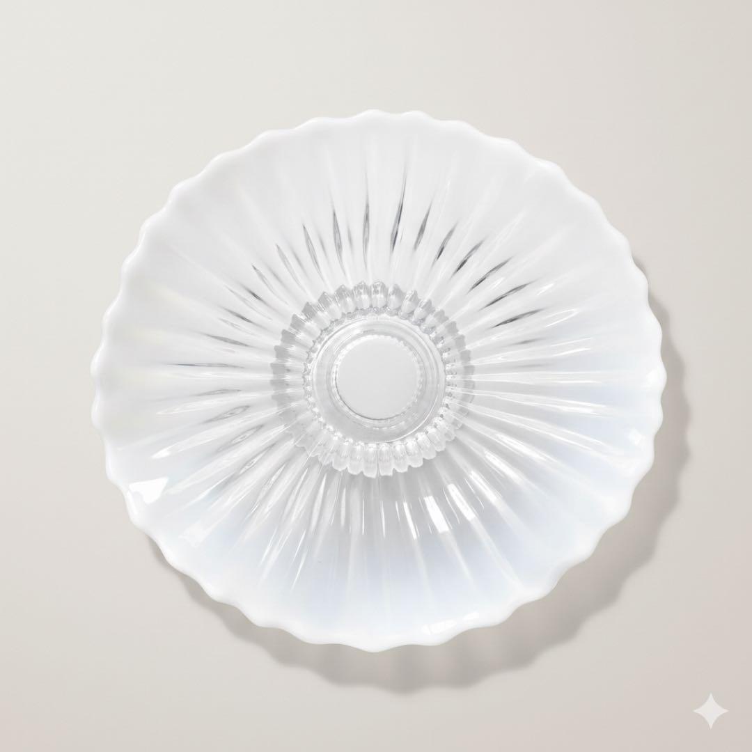 昭和初期 戦前ガラス コンポート 25cm｜乳白フリル脚付皿 旧家蔵出し