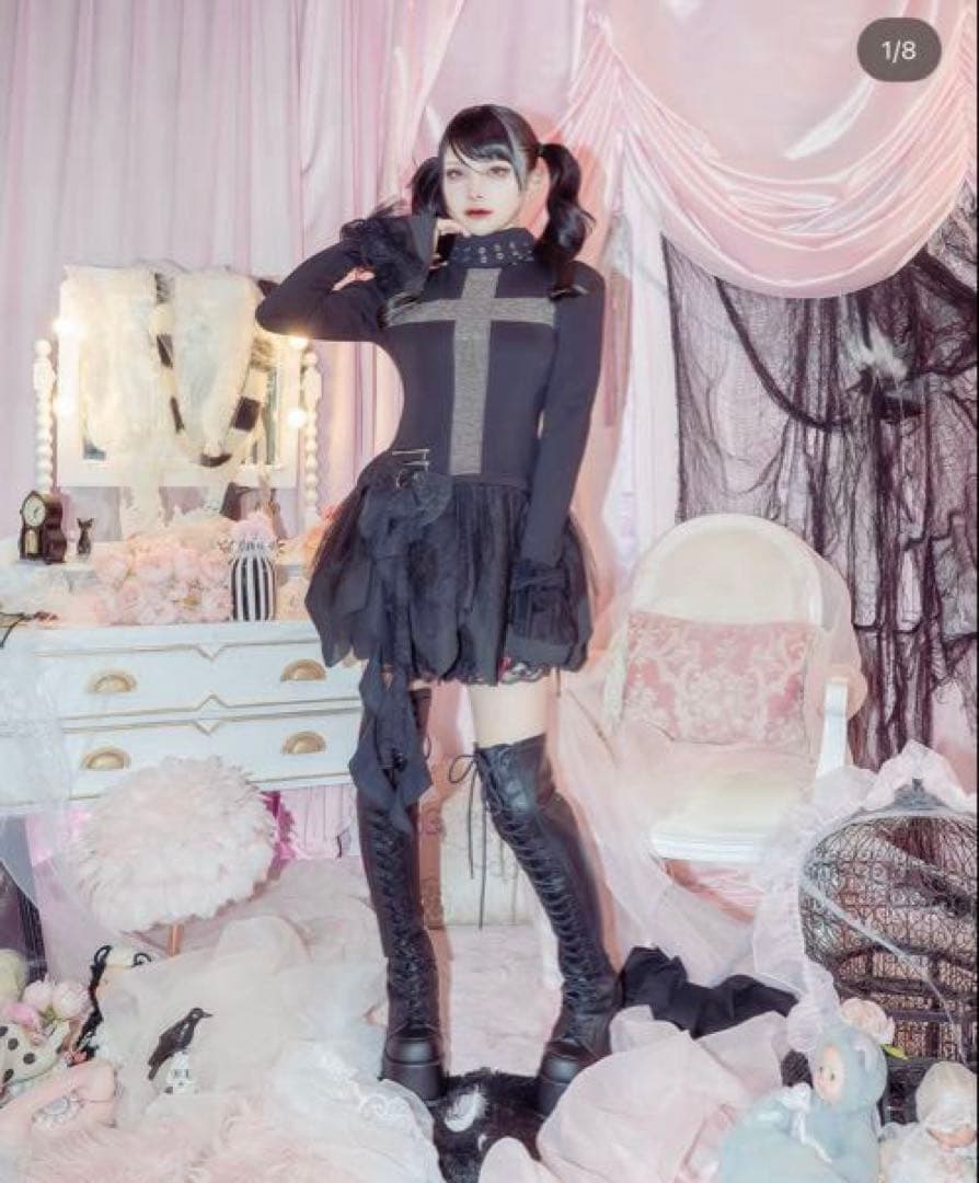 今季新品　AVeNCHUMU ワンピース