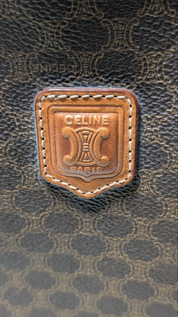 CELINE ブラウン レザーポーチ 半月型