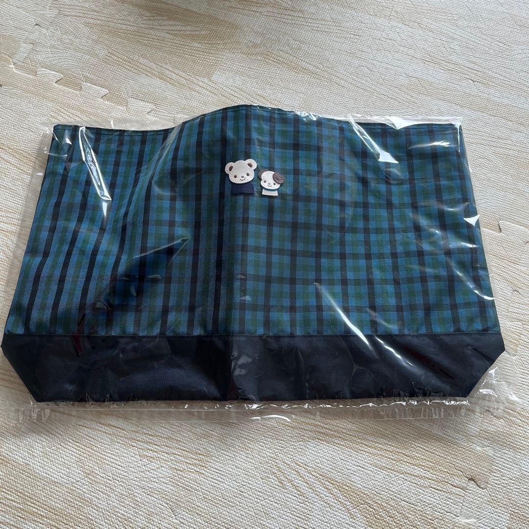 【新品　タグあり】定番ファミリアチェック横型バック