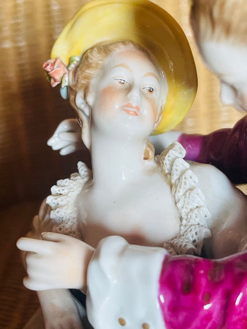 UNTER WEISS BACH 陶器　ドレスデンレース人形　西洋陶器　置物