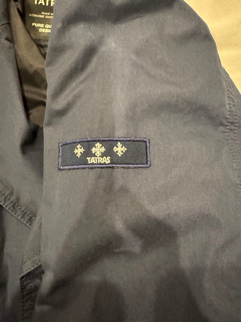 TATRAS ネイビー トレンチコート