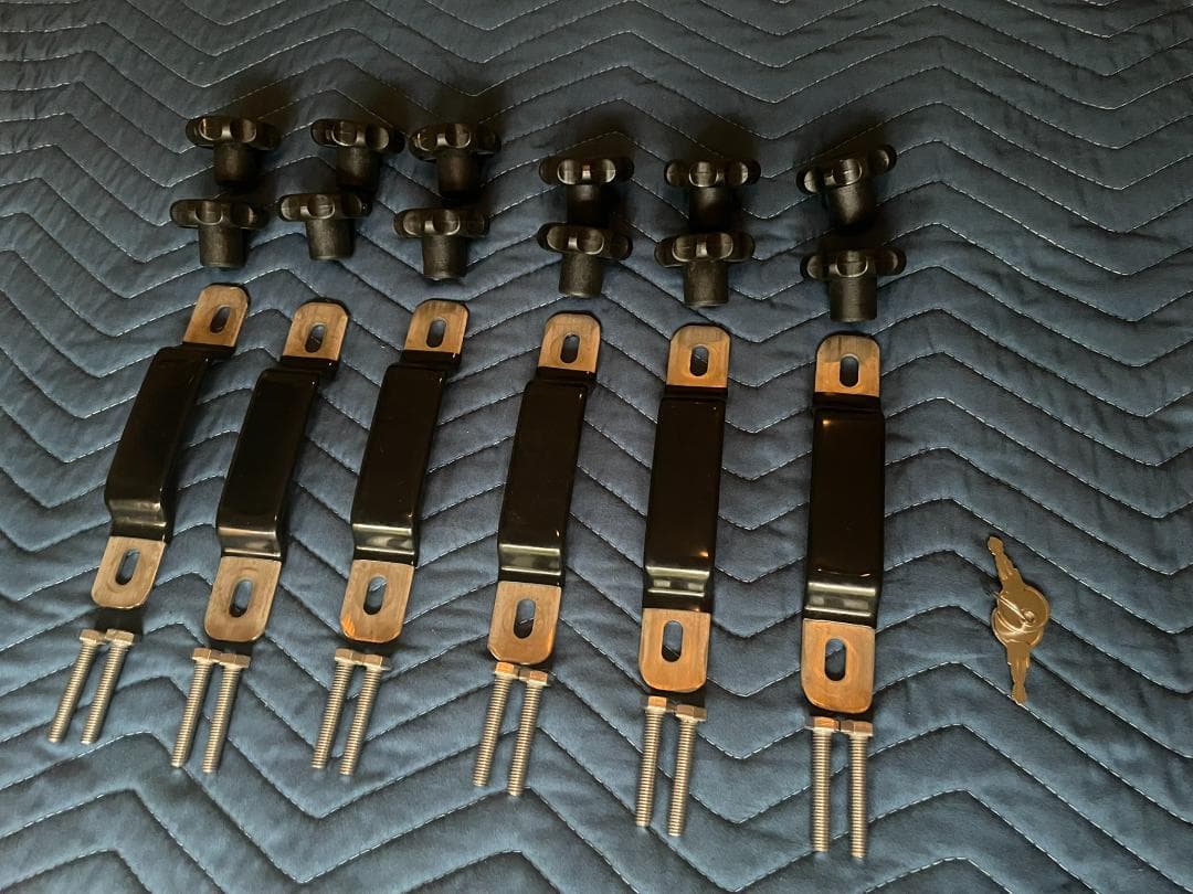 【値下げ】ルーフテント　タワー型　２０２５年６月購入【od312】