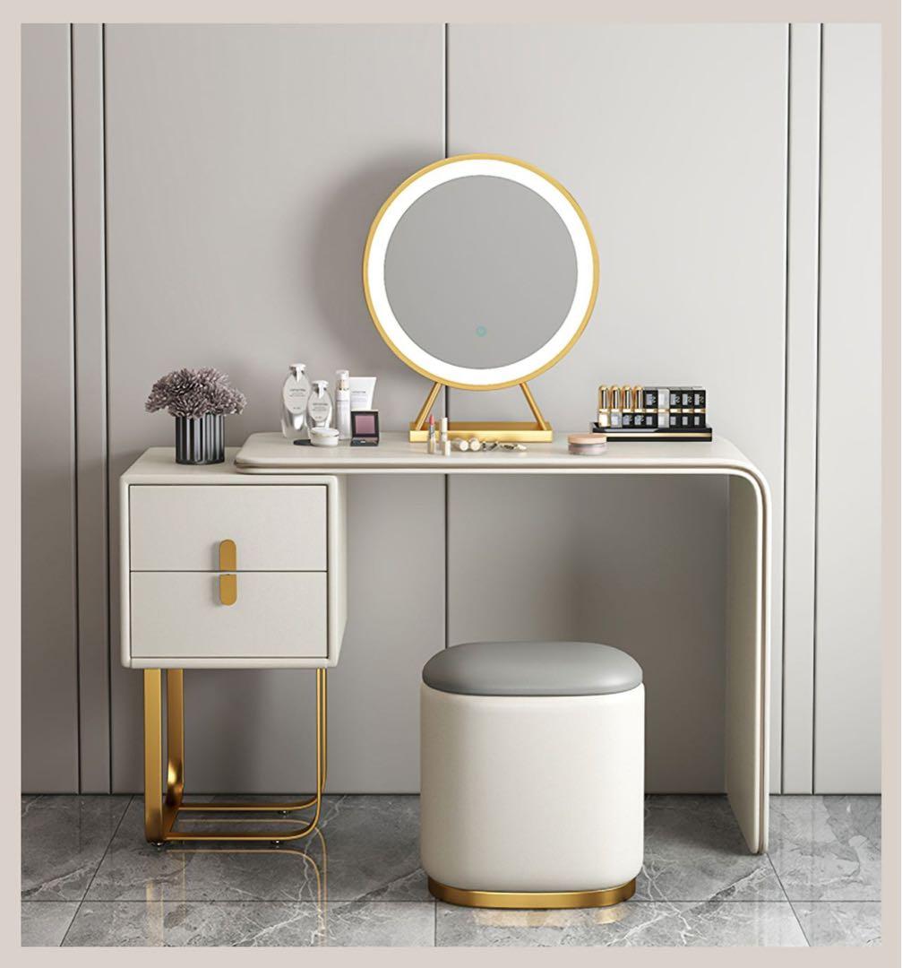 ベージュ　イタリア式高級ドレッサーセット4点セット