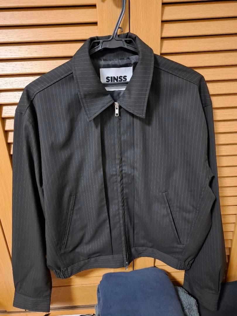 SINSS　美品　ストライプショートブルゾン　Sサイズ　ブラック　即日発送