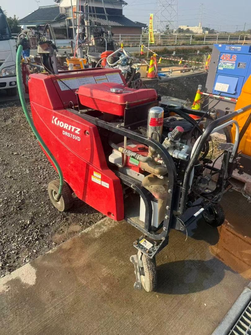 【福岡県みやま市】動画あり共立ラジコン動力噴霧器DRS75VDセル付きディーゼル