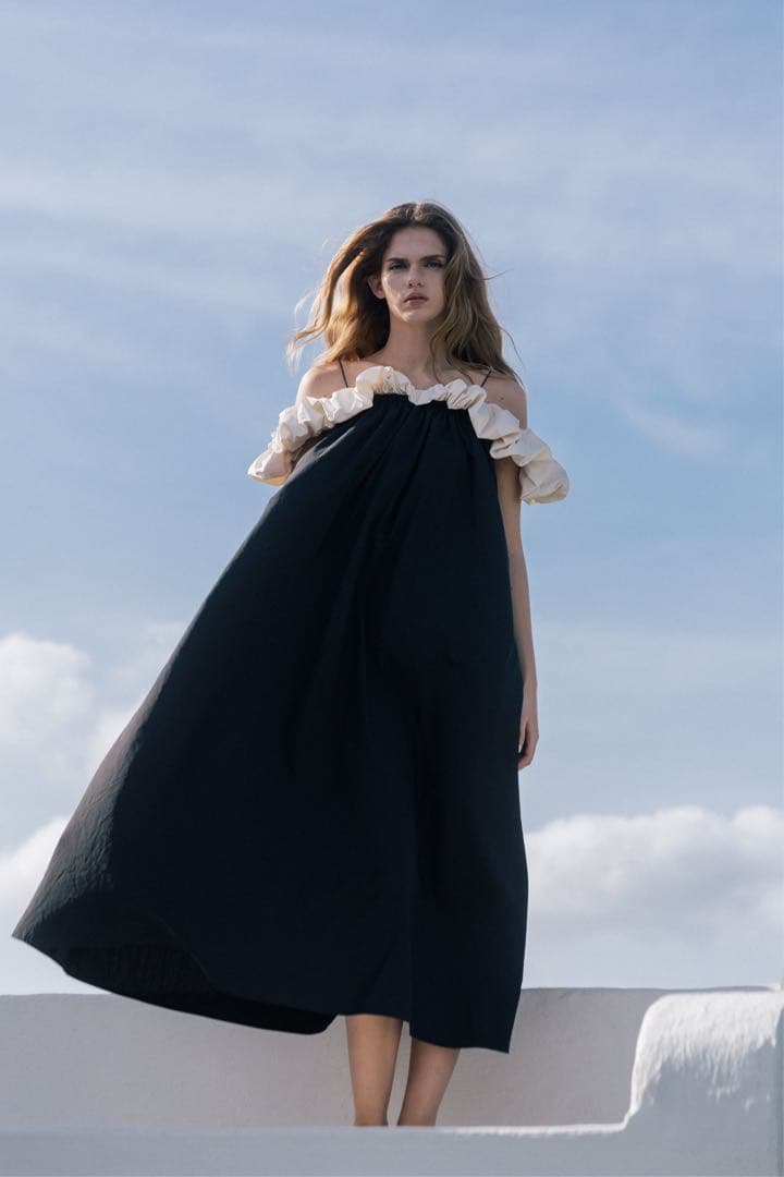 【THE Toe】オフショルダー フリル ロングドレス 黒