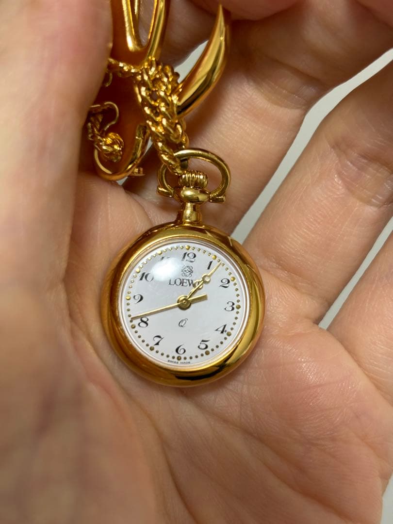 稼働 LOEWE 懐中時計 quartz ピンバッジ ブローチ