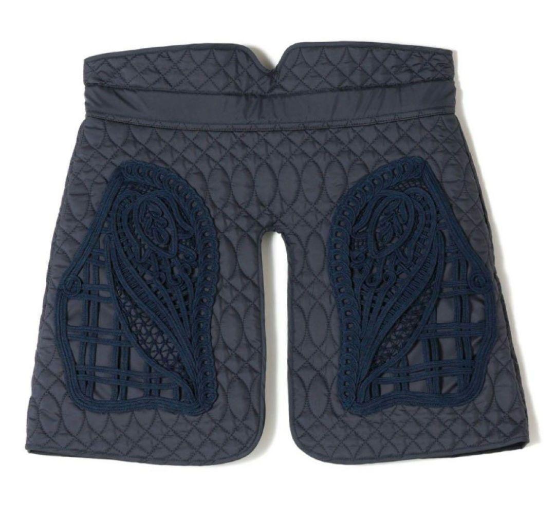 コード刺繍キルティングラップスカート