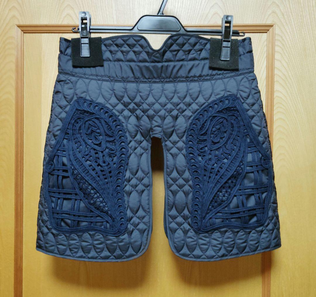 コード刺繍キルティングラップスカート