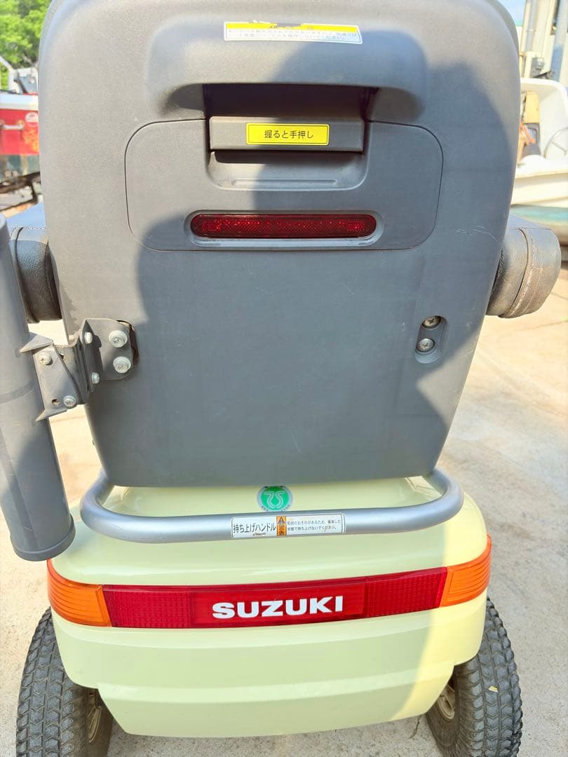 の*ん様 千葉県から全国発送可能　スズキ　セニアカー　ET4D7