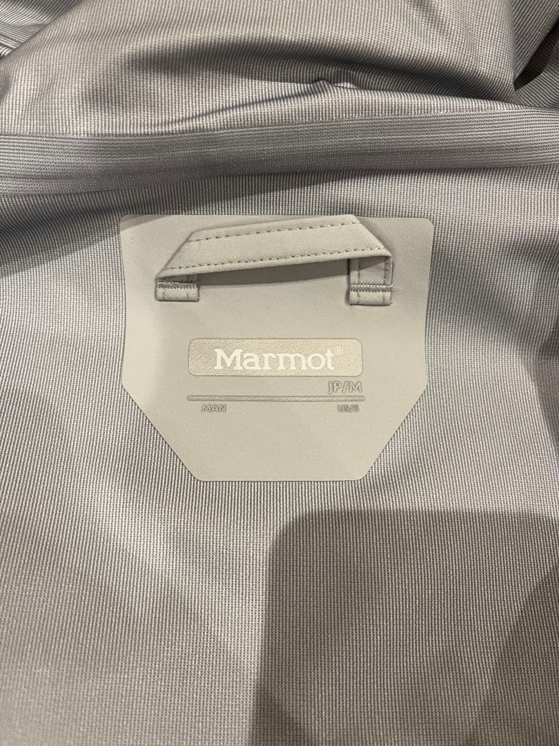 雑誌掲載 Marmot Mジャケット グレー ホワイト サイズM