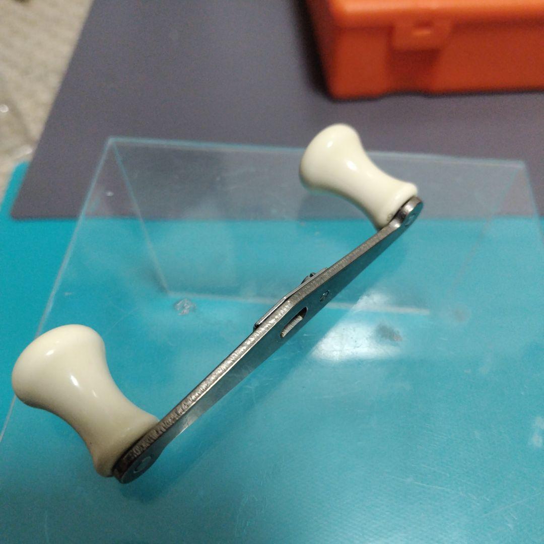 最終価格ハネダクラフト チタンハンドル 右巻き用 アブガルシア アンバサダー