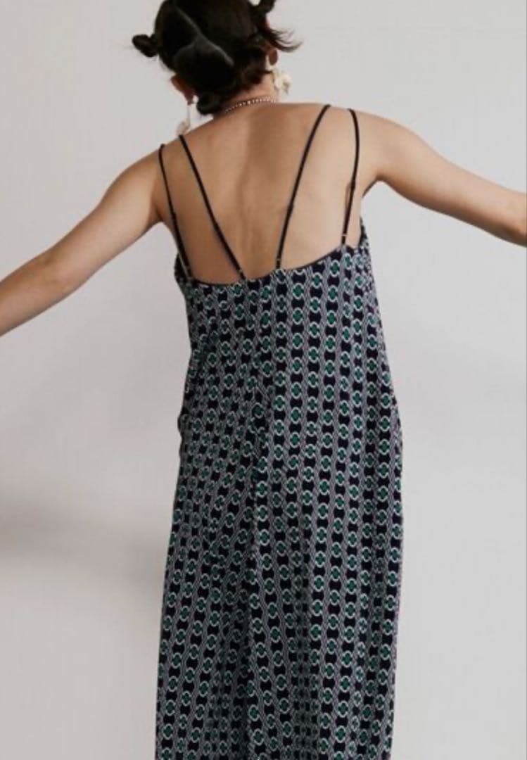 UN3D アンスリード クリスタルプリーツオールインワン 36