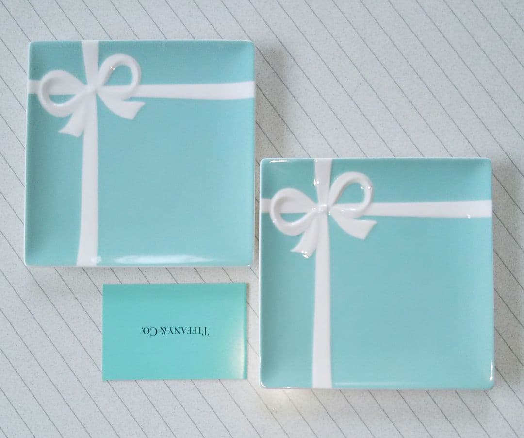 Tiffany & Co. リボン付き皿2枚セット