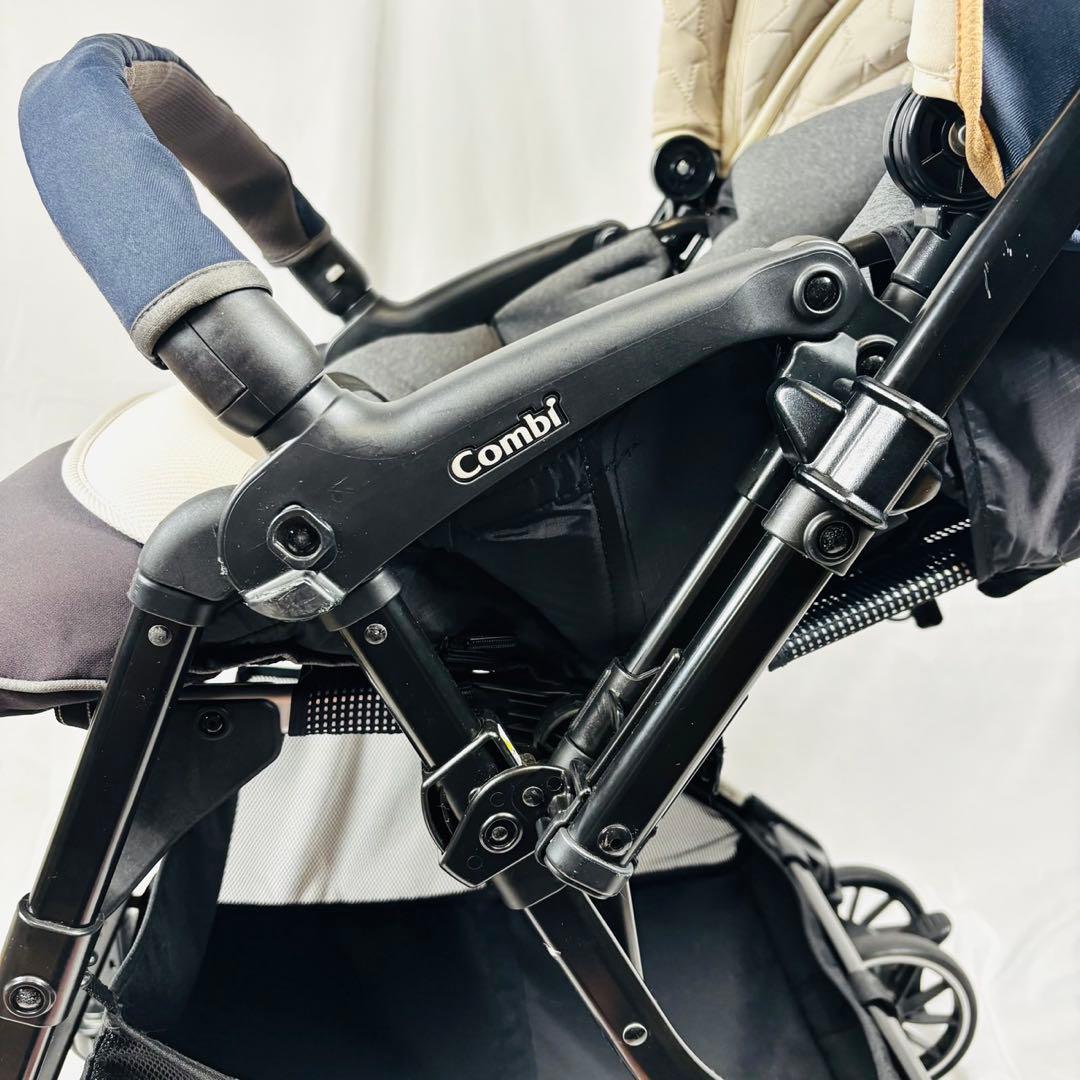 Combi スゴカルα 4キャス compact エッグショック HU