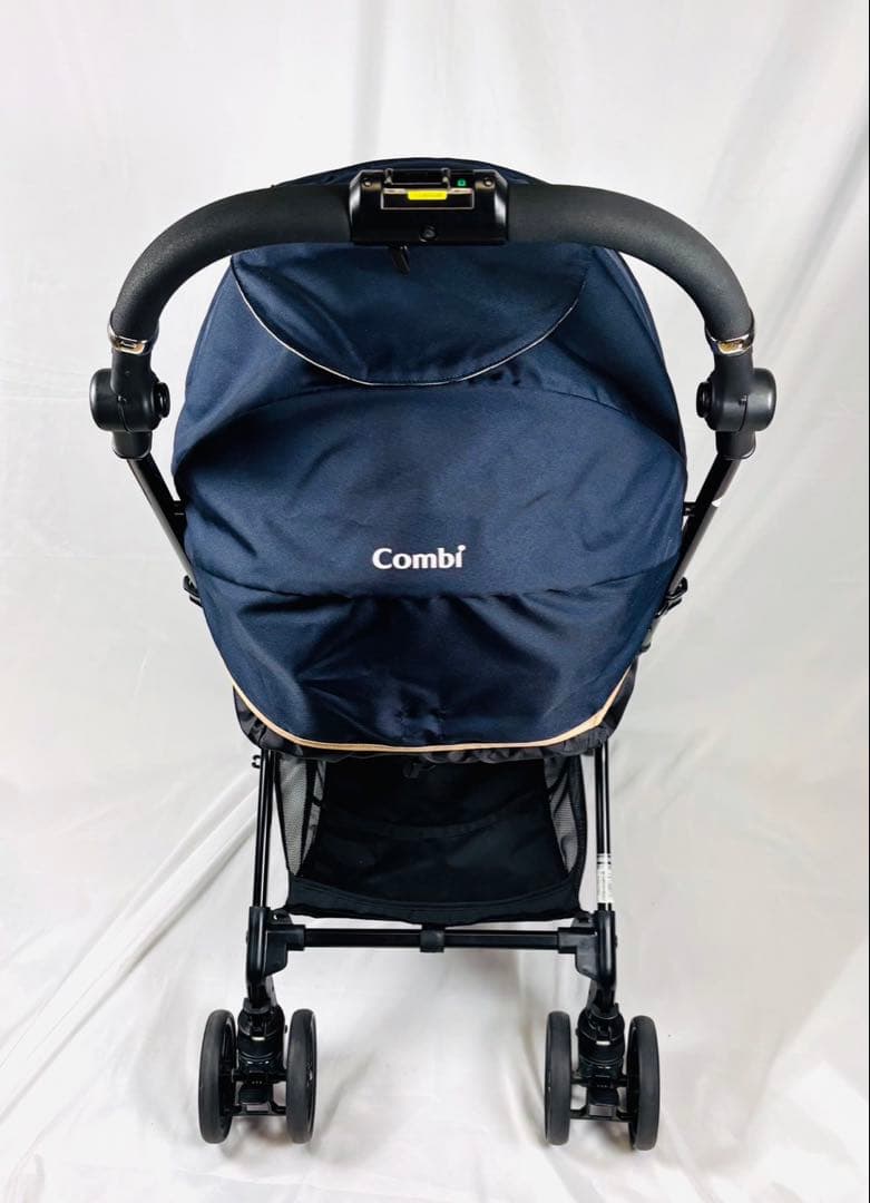 Combi スゴカルα 4キャス compact エッグショック HU