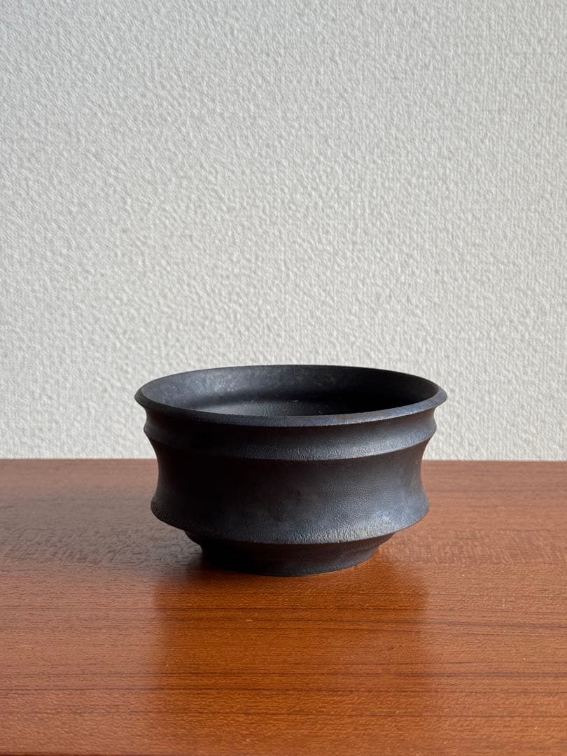 カタチ製作所 ⑧ mederu pot 浅鉢 鉢 植木鉢 作家鉢 アガベ