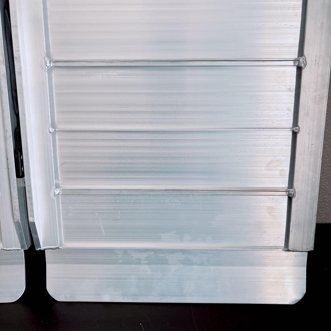 アルミ製折りたたみスロープ 車椅子　バイク　台車などに　新品保管品　ラダー