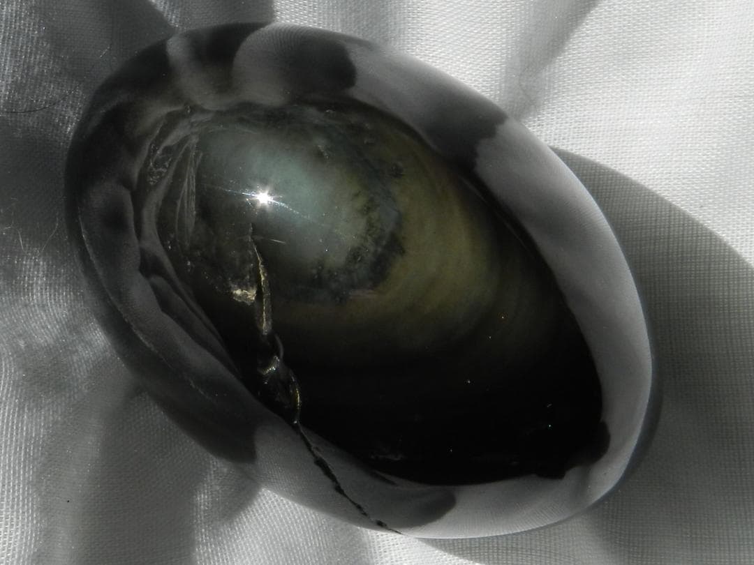 十勝石 れいろう レイロウ 玲瓏 レインボー オブシディアン  黒曜石 167g