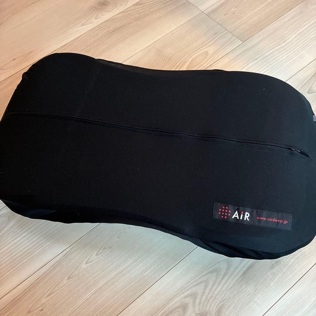 エアー4DX ピロー　LOW 西川　レッド　EH 9928 5061