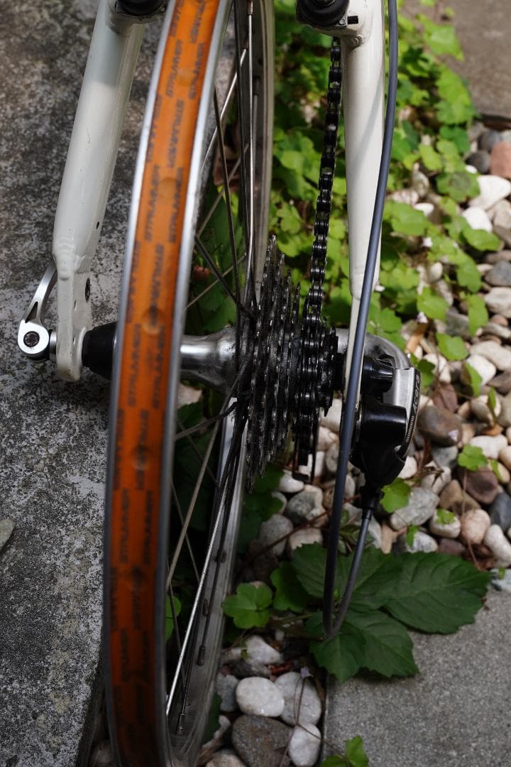 DAHON ダホン MU P8 20インチ 折り畳み自転車 ホワイト ミニベロ