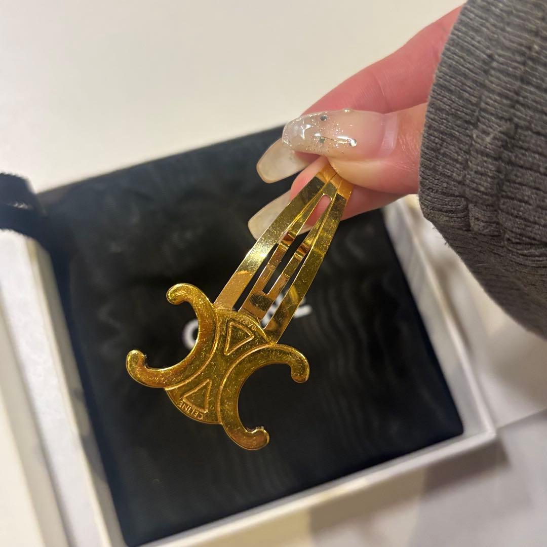 CELINE ゴールド ヘアピン 巾着付き