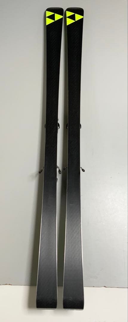 FISCHER RC4 WORLD CUP 180cm 板+ビンディング