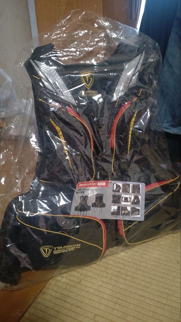 未開封 フローティングベスト tv222 釣研 Lサイズ