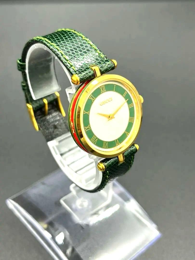 稼働品 GUCCI 腕時計 新品電池交換 レディース シェリーライン 緑 金