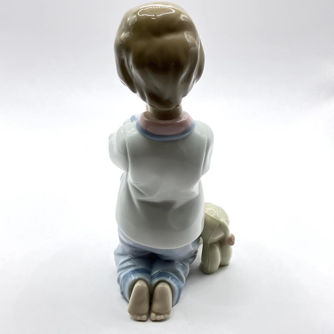 リヤドロ 仔馬と祈り 美品 陶器 アート インテリア 彫像 祈りのポーズ 希少