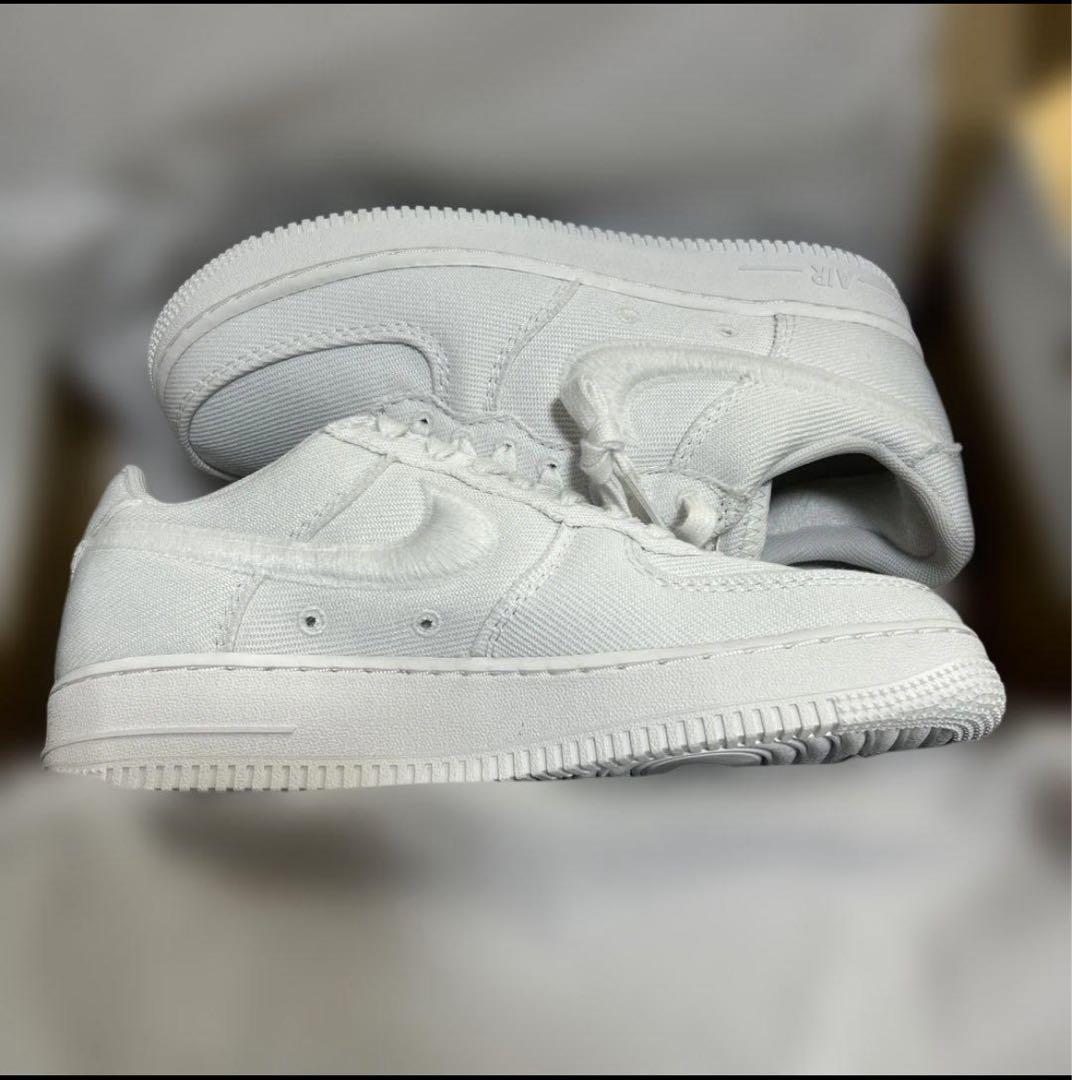 靴　ナイキ　NIKE AIR FORCE1 ホワイト　メンズ26.5センチ　新品