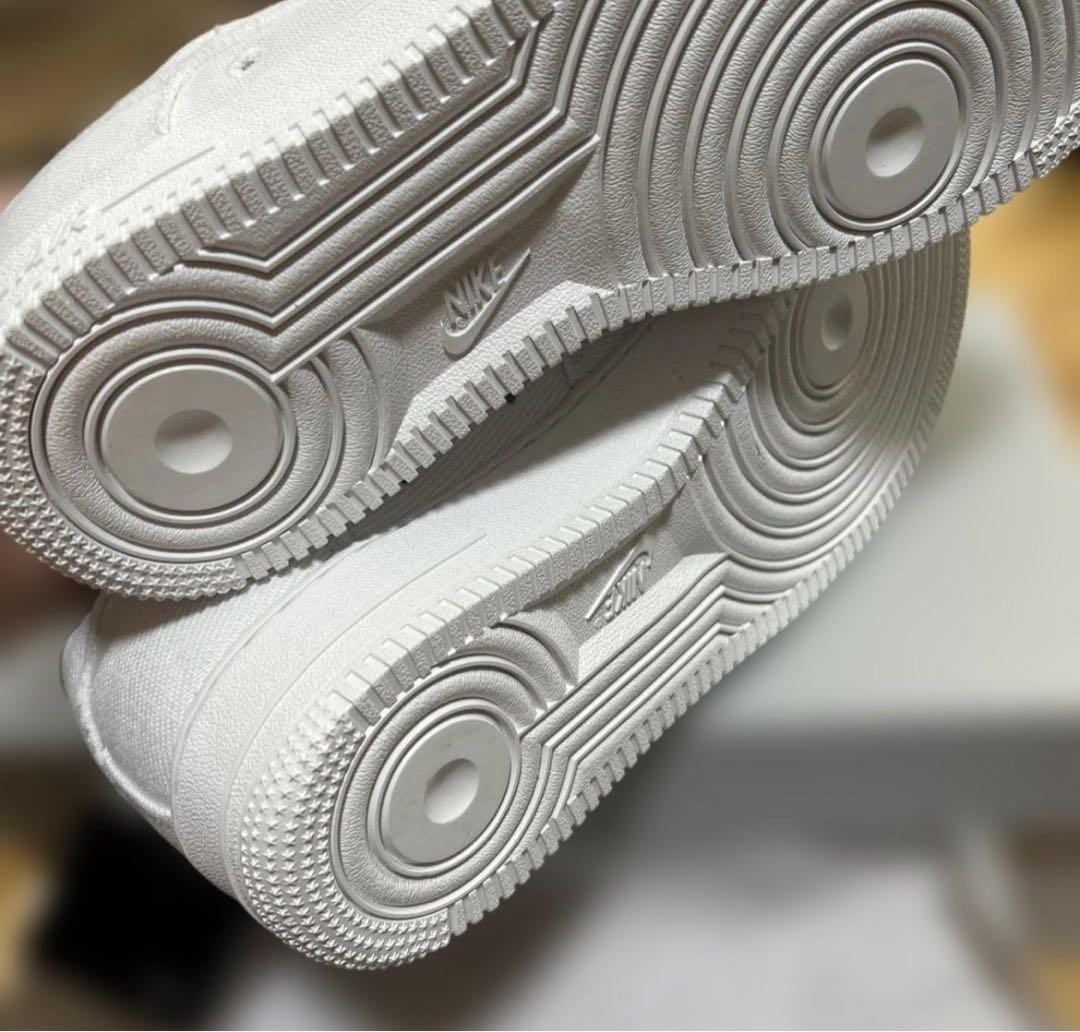 靴　ナイキ　NIKE AIR FORCE1 ホワイト　メンズ26.5センチ　新品
