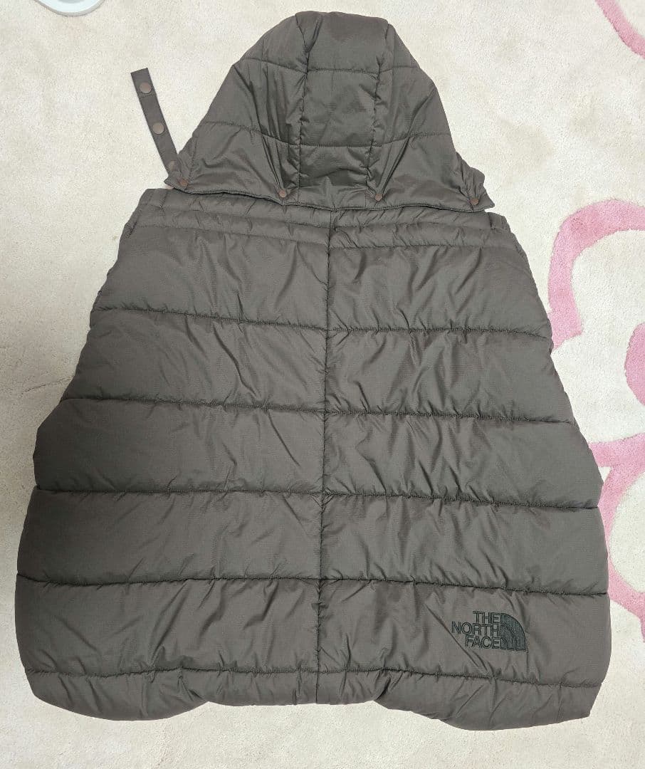 【あむ】ザノースフェイス　シェルブランケット　ベビーカー　防寒ケープ