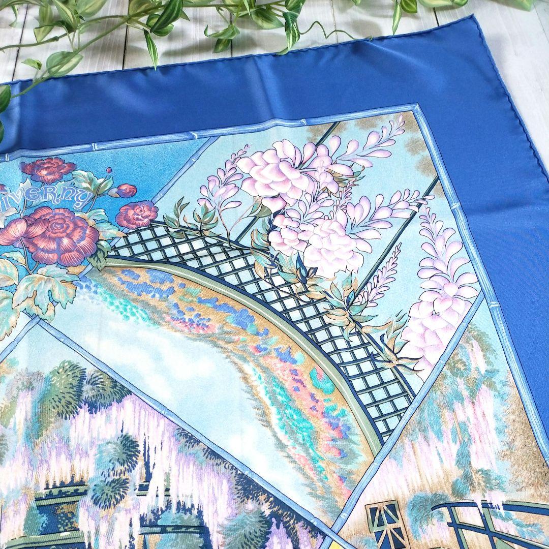 HERMES　GIVERNY モネの庭 　スカーフ カレ90 花と庭園 ブルー