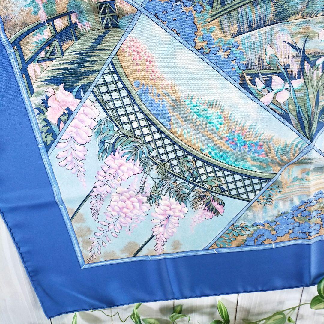 HERMES　GIVERNY モネの庭 　スカーフ カレ90 花と庭園 ブルー