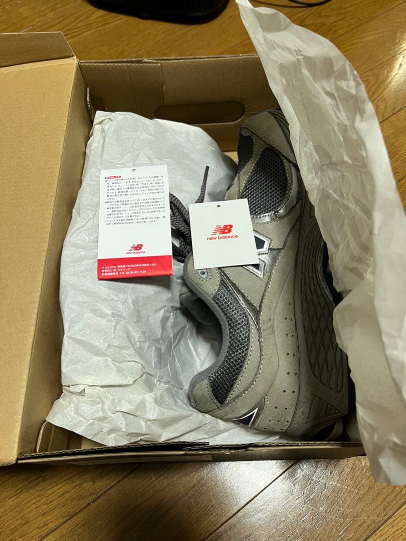 New Balance 2002RA グレー スニーカー