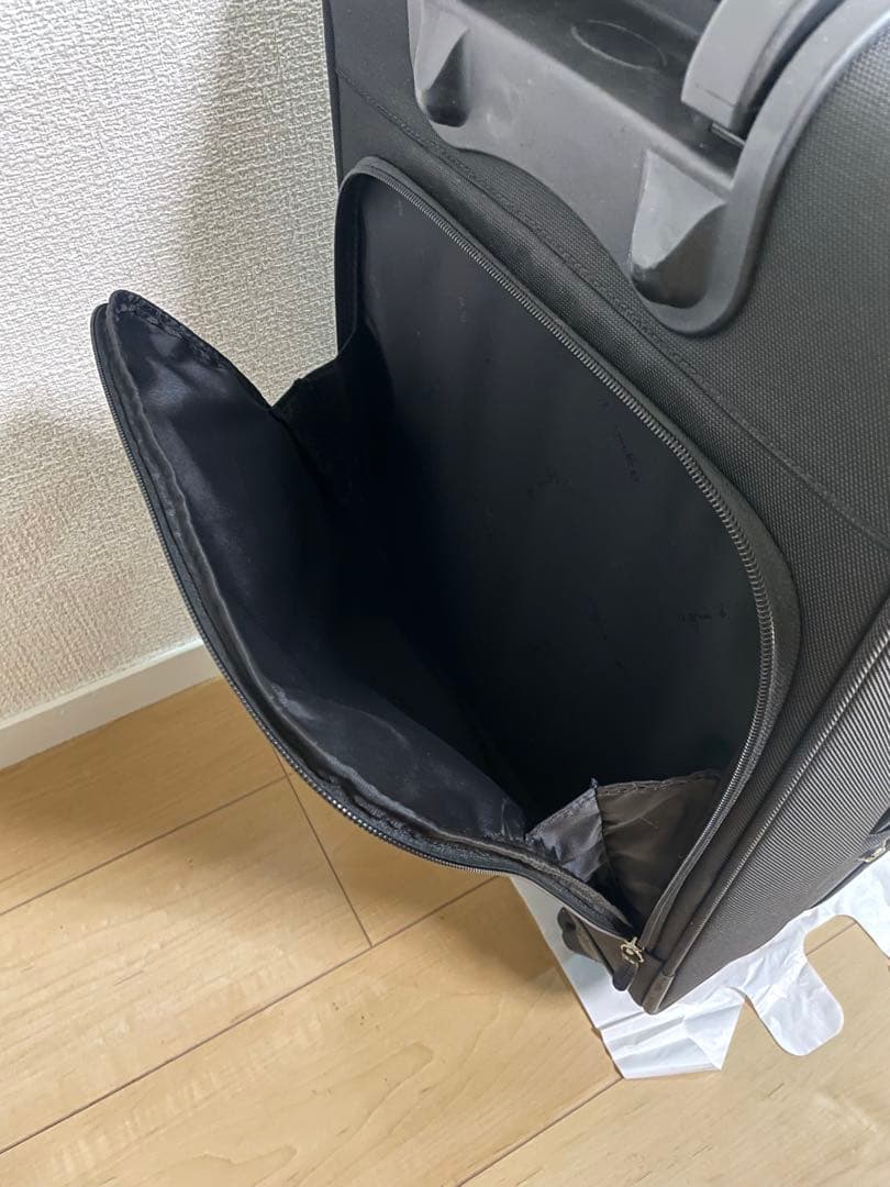 アニエス ベー ボヤージュ　黒キャリーケース