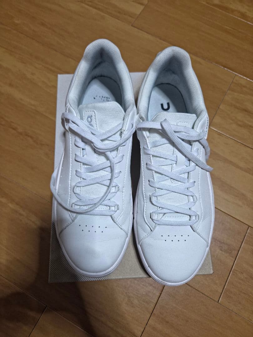 【24時間以内発送】On ロジャーアドバンテージ 27.5センチ 箱付き