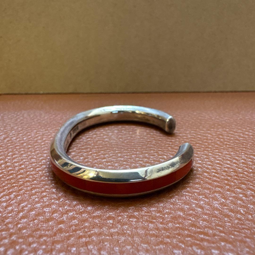 インディアンジュエリー　ズニ族 Ｊ.Ｎatachu 作　コーラル　バングル