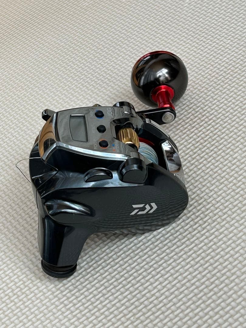 Daiwa 電動リール ブラック/レッド