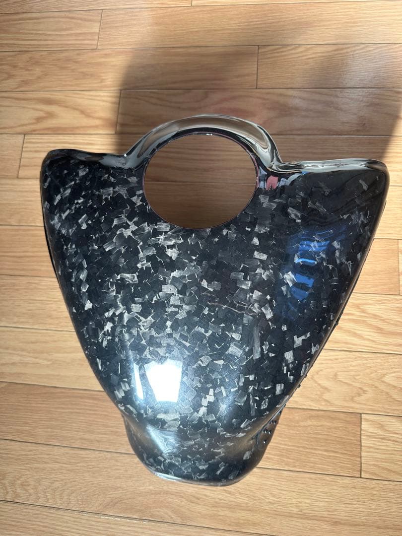 YZF-R6用タンクカバー　フォージドカーボン