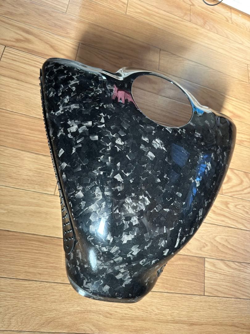 YZF-R6用タンクカバー　フォージドカーボン