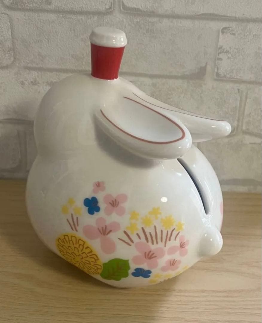 スターバックス　台湾　限定　うさぎ　置物　スタバ